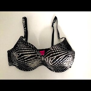 La SENZA “Body Kiss” 💋 push-up bra